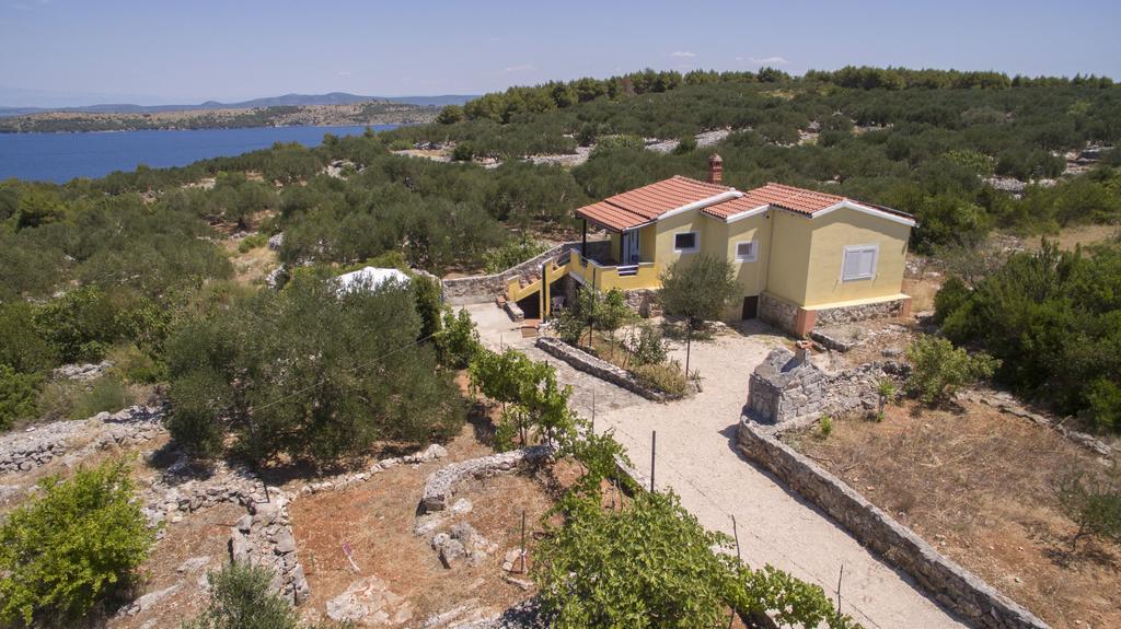 Holiday House Rusticana Sali, Dugi Otok Near Np Kornati 客房 照片